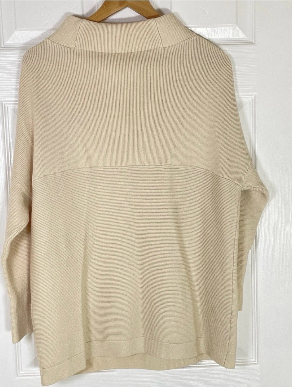 Cream Ribbed Knit Mock Neck Sweater Boxy Relaxed Cozy Minimalist Womens XS